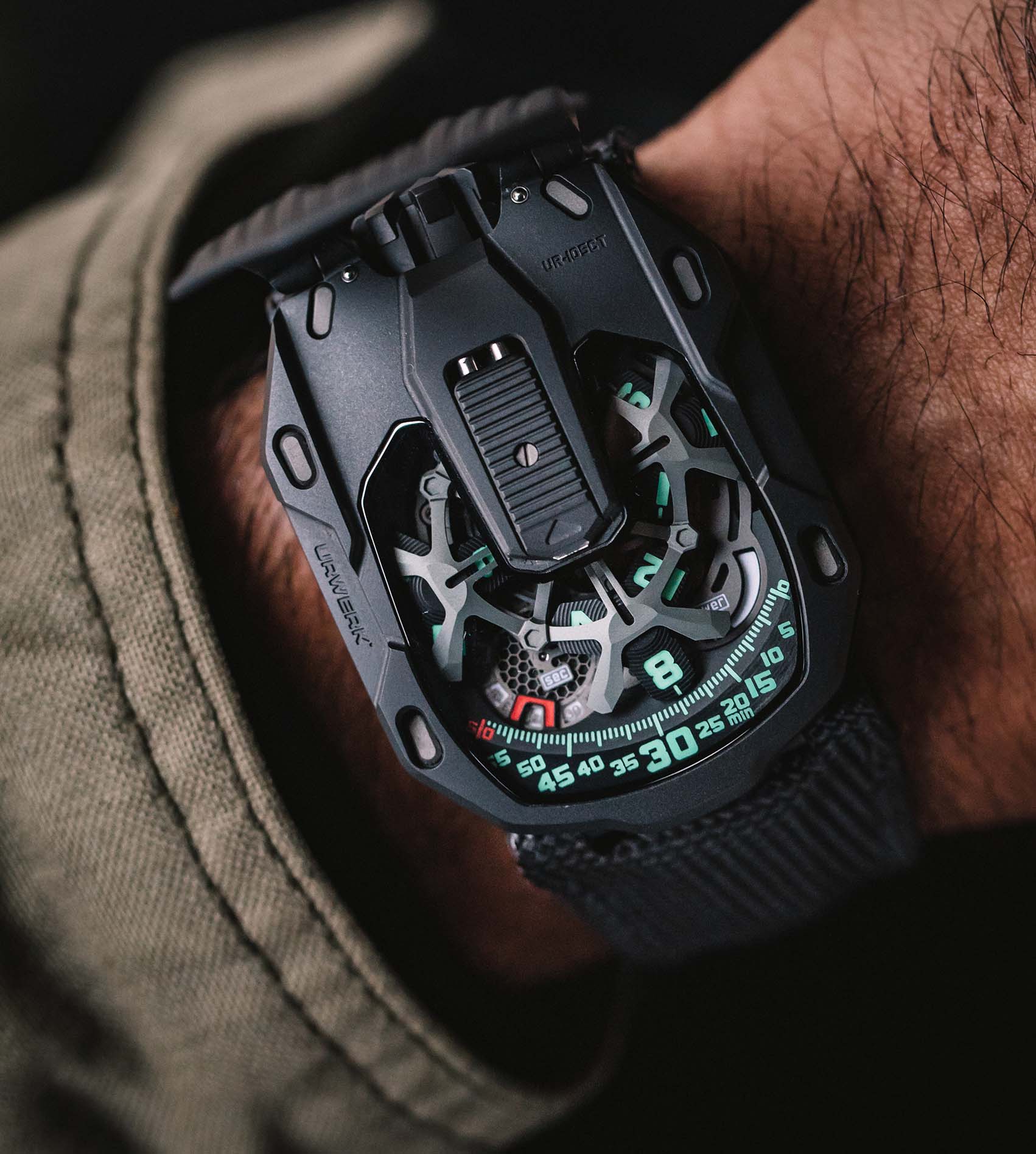 UR 105 special watch URWERK Swiss watchmakers
