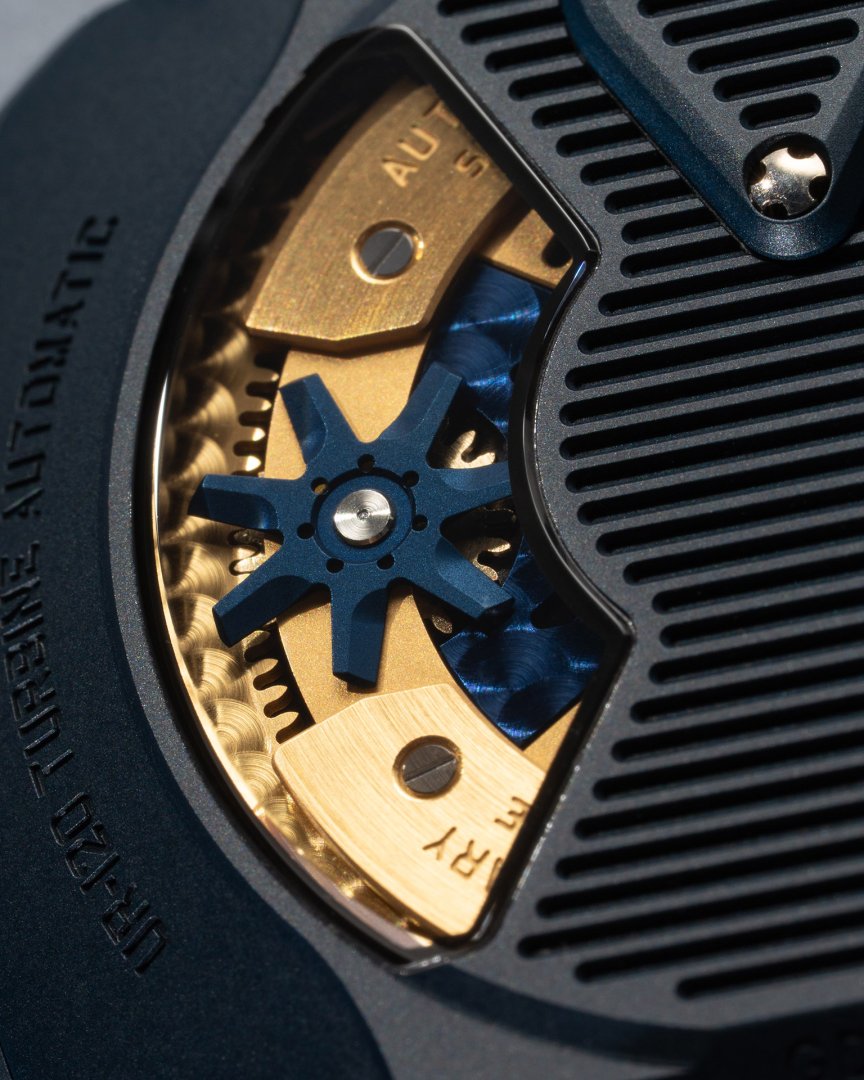 UR-120 | Urwerk | Haute Horlogerie timepieces