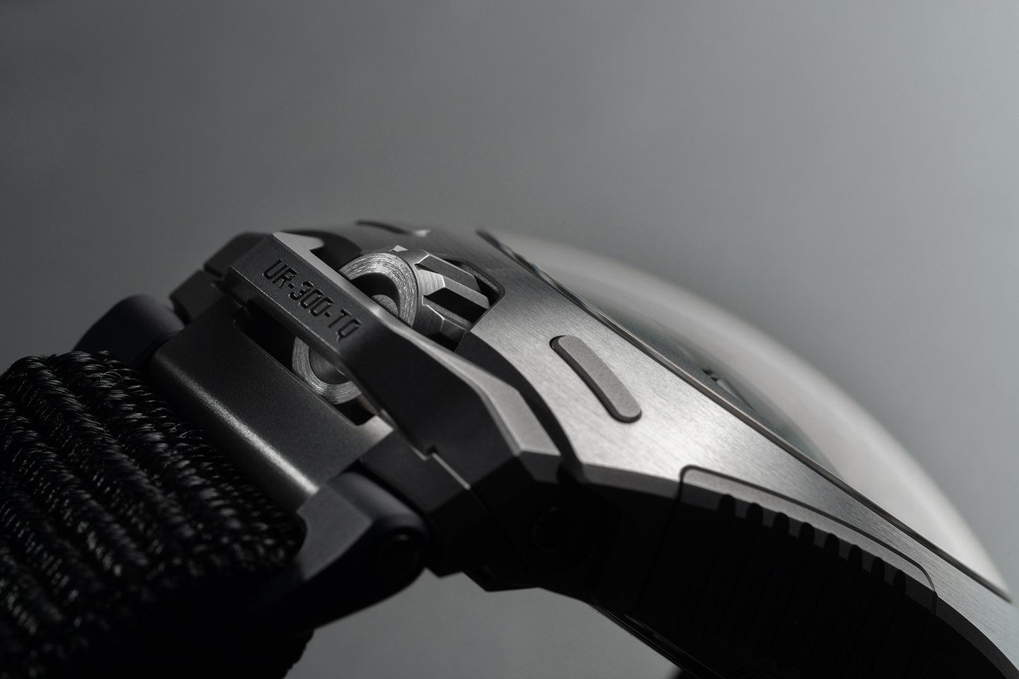 URWERK UR-300 Time Quantum Wandering Hours