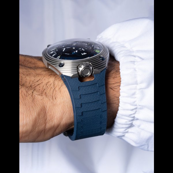 UR-150 Blue Scorpion URWERK