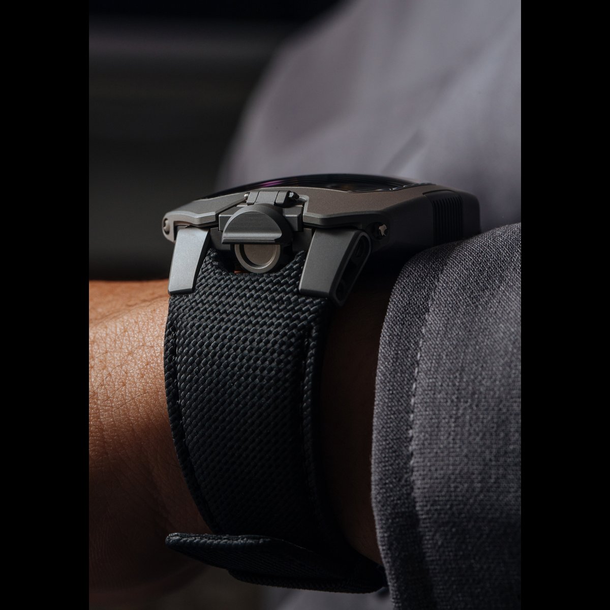 URWERK UR-120 Spock