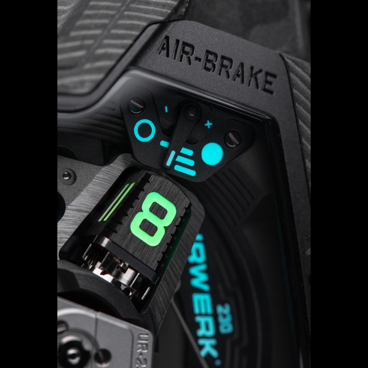 URWERK UR-230