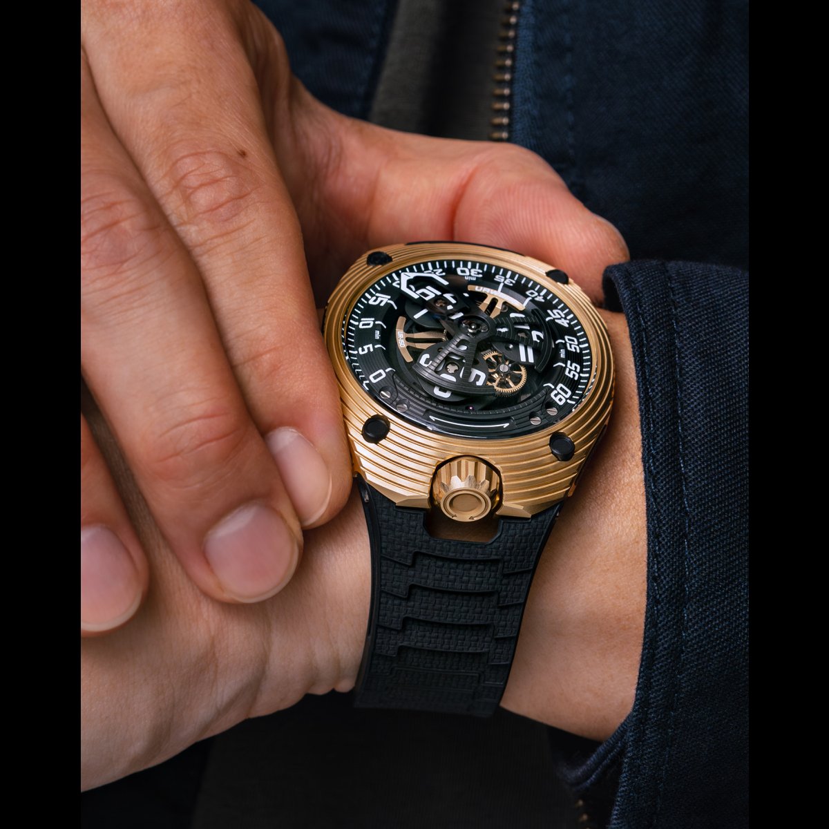 URWERK Golden Scorpion